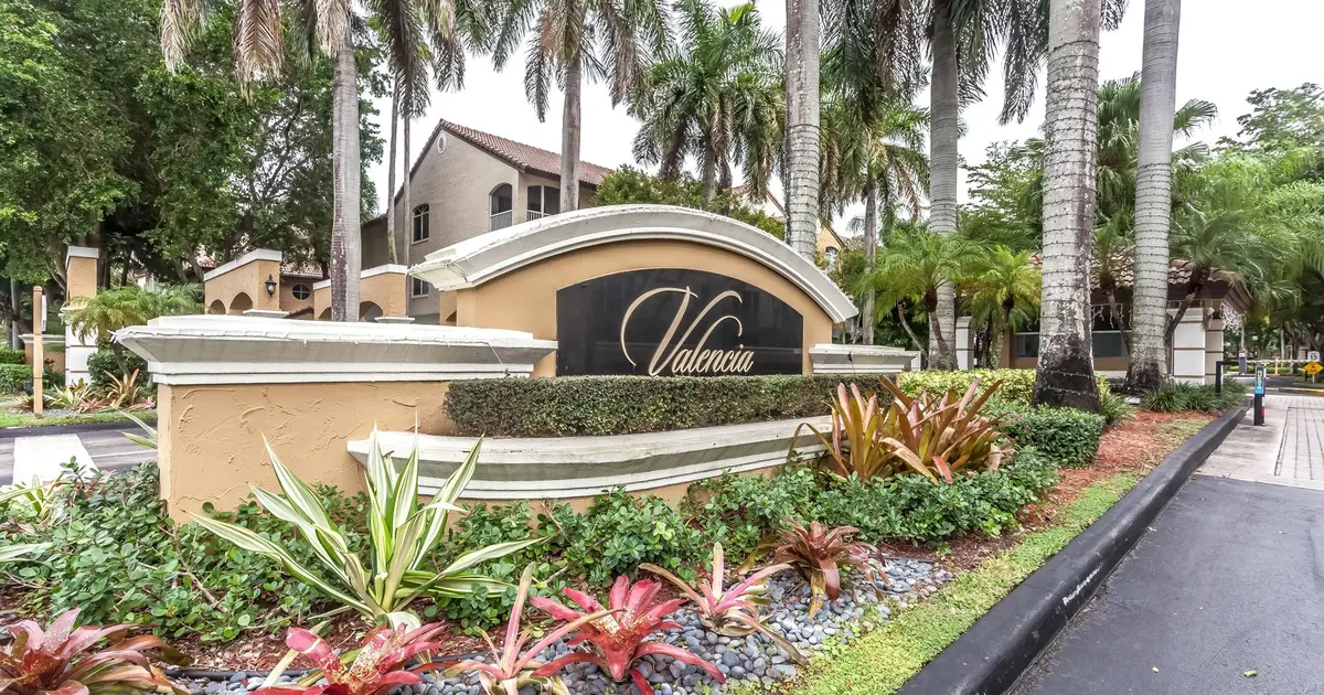 Gallery Valencia at Doral